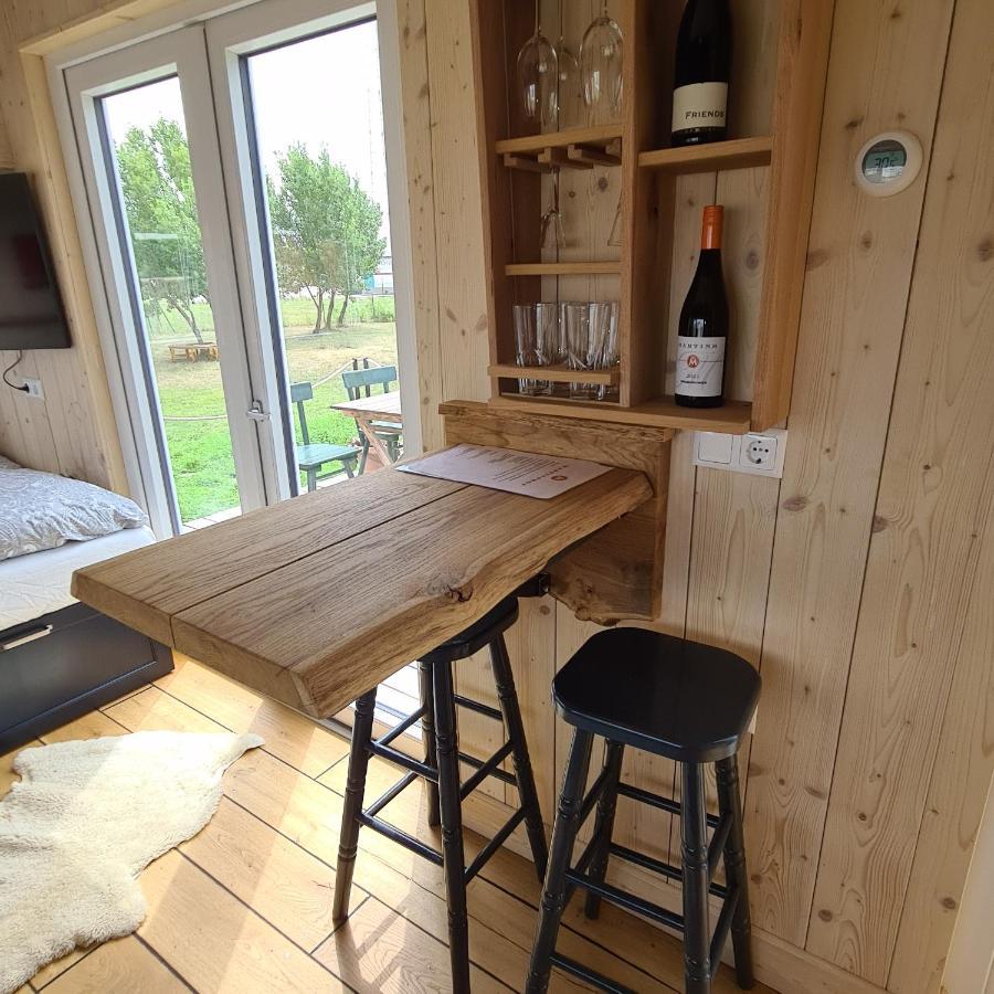 Villa Tiny House à Neusiedl an der Zaya Extérieur photo